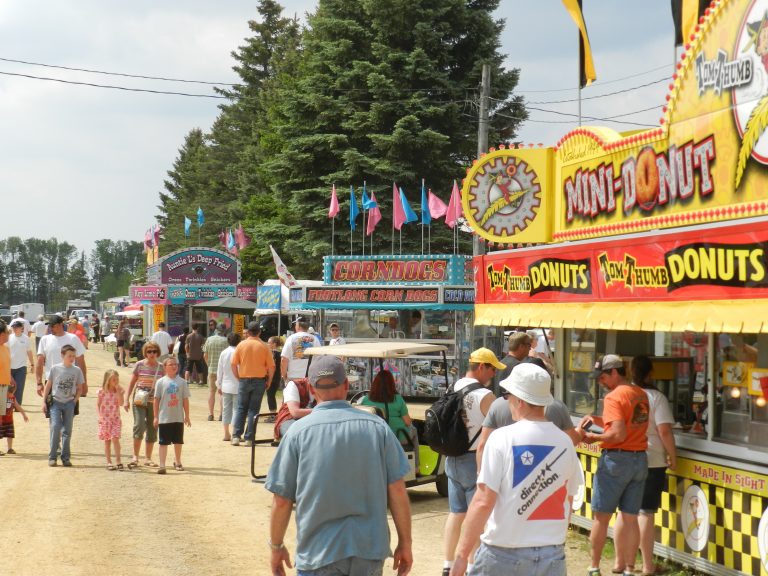 Midwest Mopars In The Park – National Car Show And Swap Meet